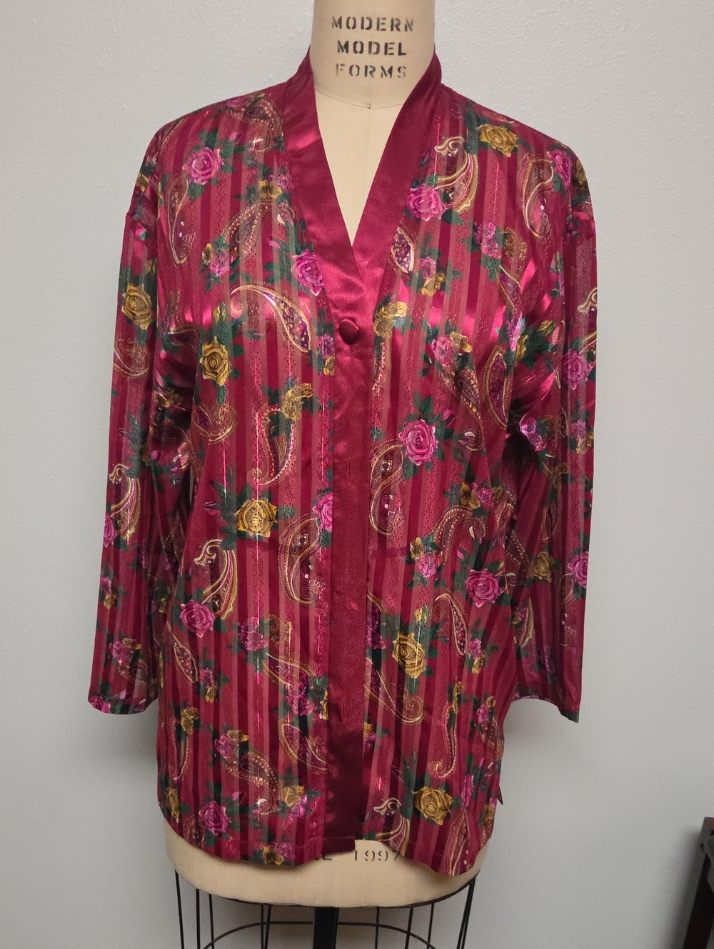 Victoria's Secret Rose Print Satin Robe Jacket in Burgundy and Pink
